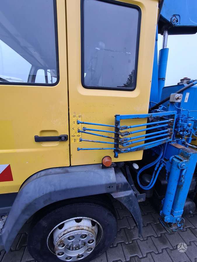 MAN 14.220, с краном
