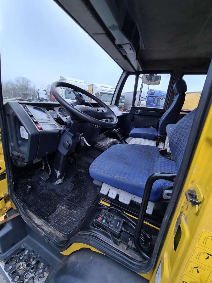 MAN 14.220, с краном