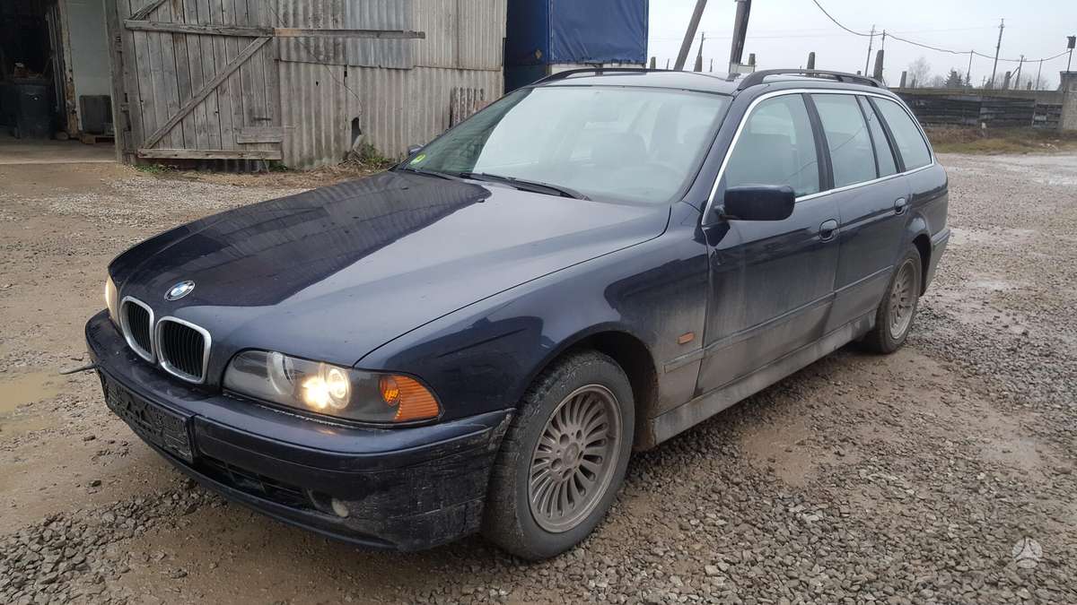BMW 520, kablys