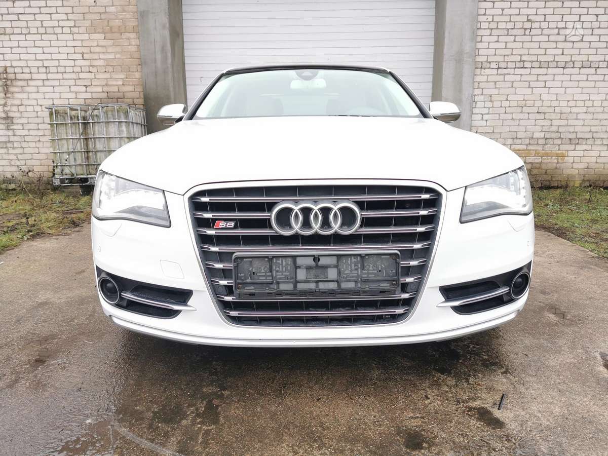 Audi A8 rezerves daļās