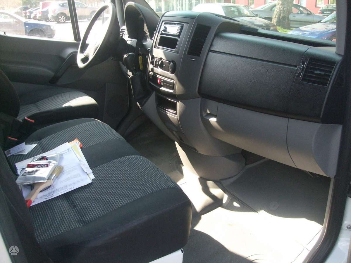 Mercedes-Benz Sprinter 313, preču