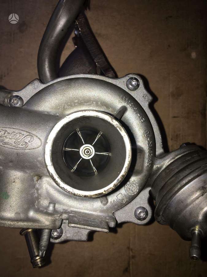 Ford Focus engine parts