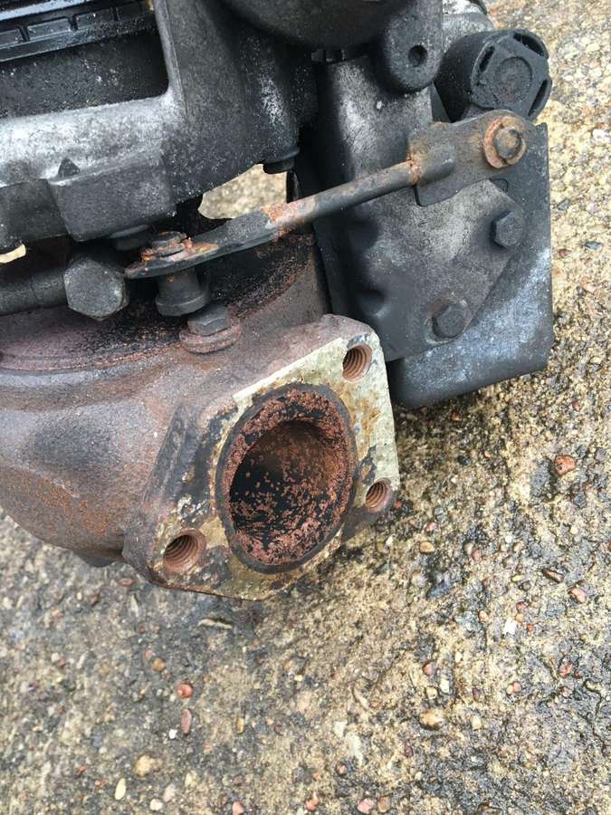 BMW 3 serija variklio detalės