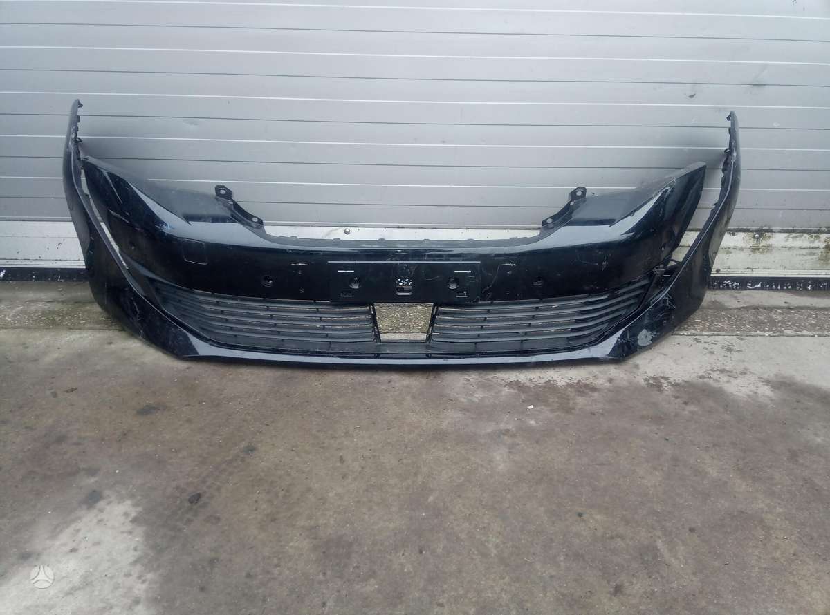 Peugeot 508 bumpers, lights