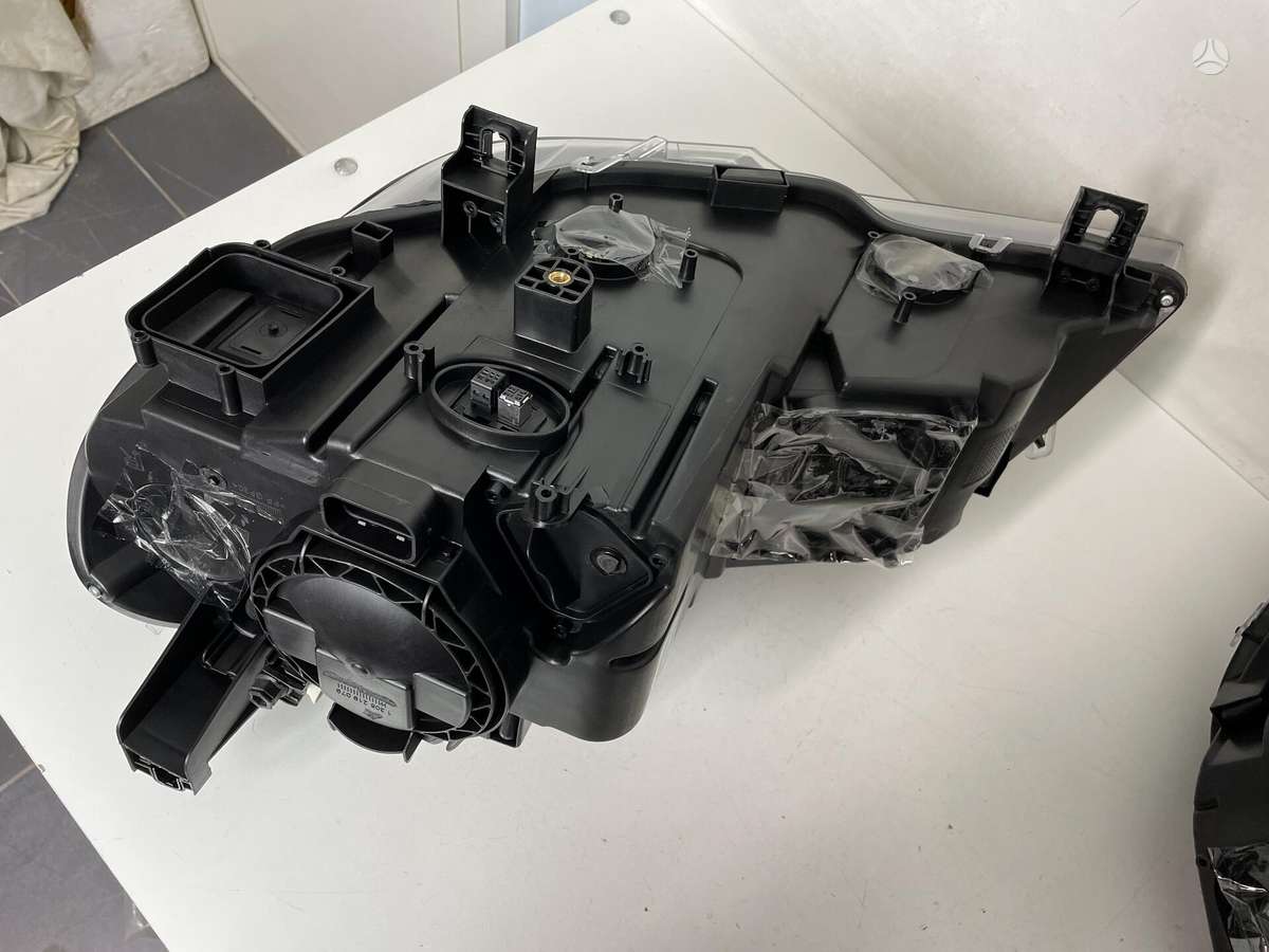 BMW X5 žibintai