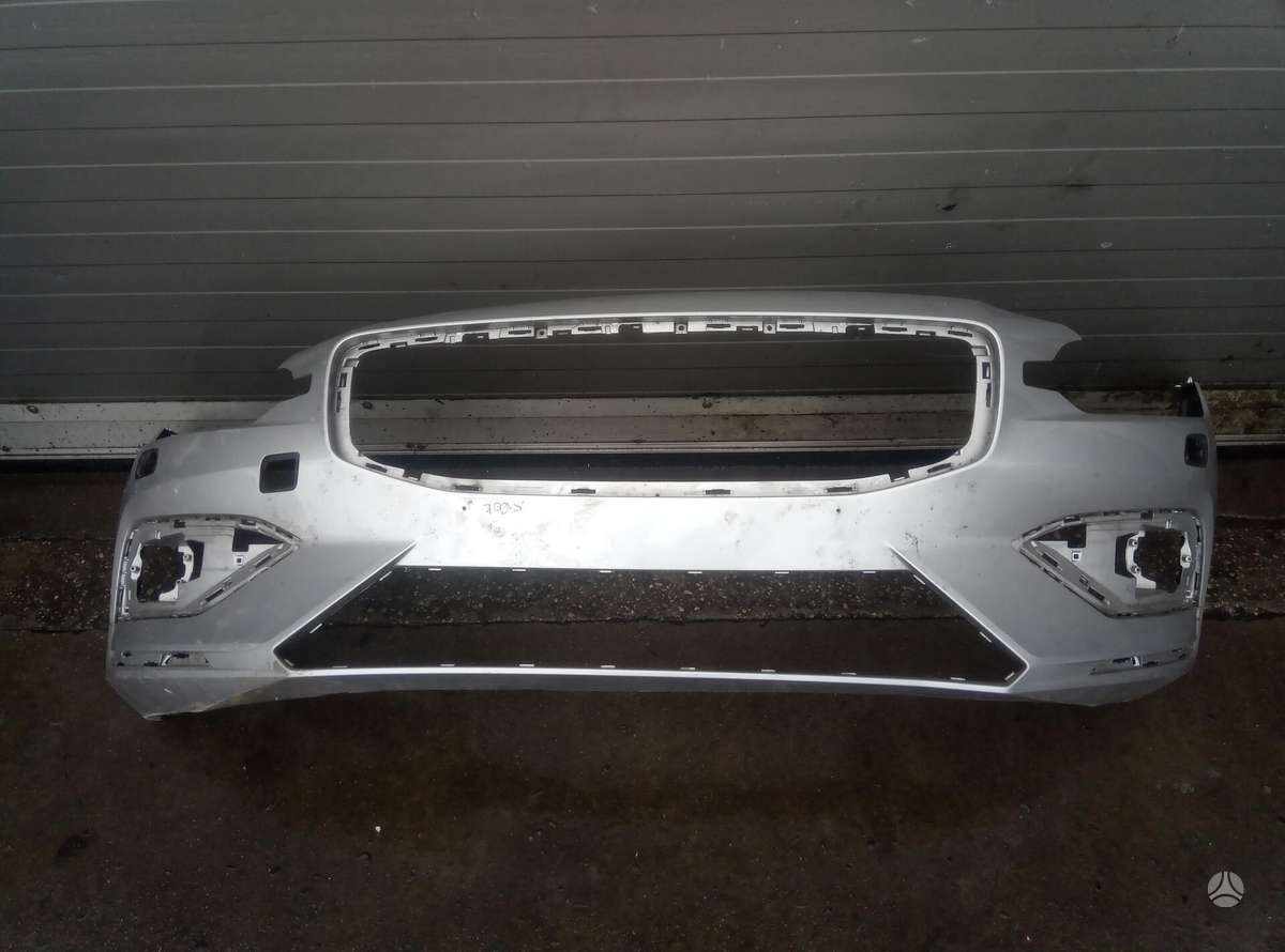 Volvo S60 bamperi, spārni