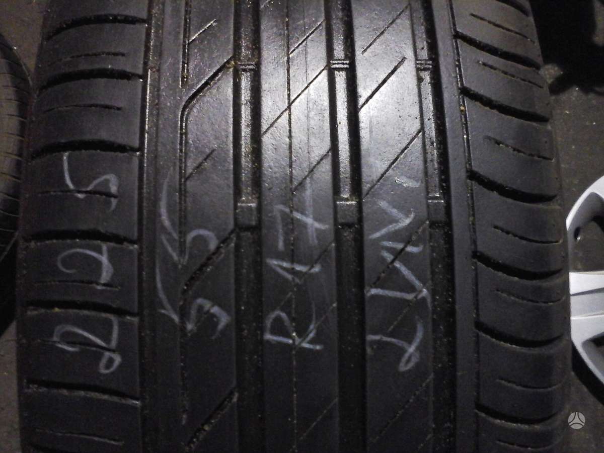 Dunlop, vasarinės 225/55 R17