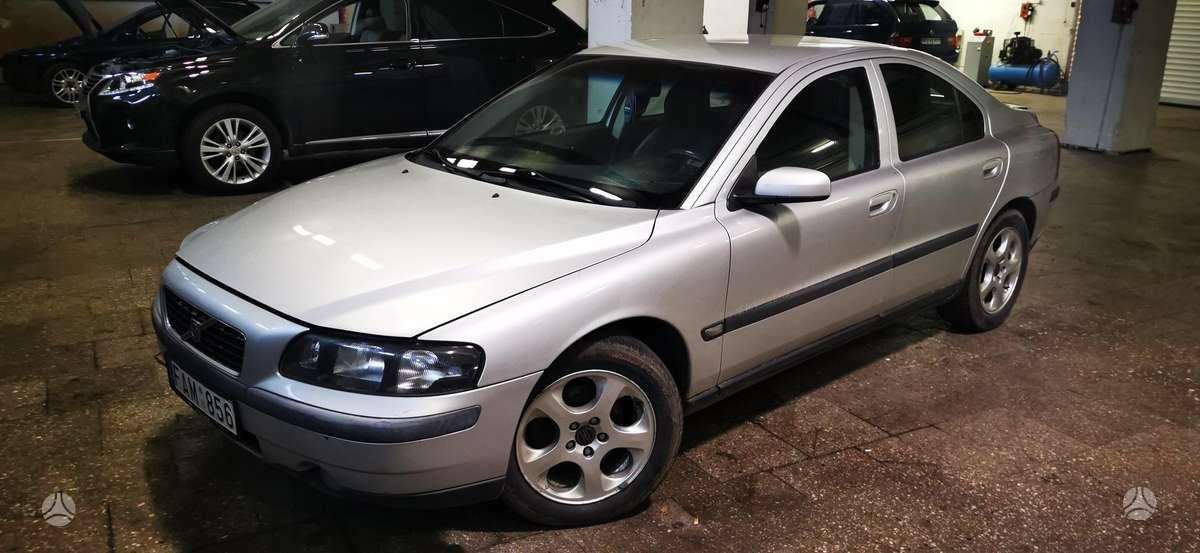 Volvo S60