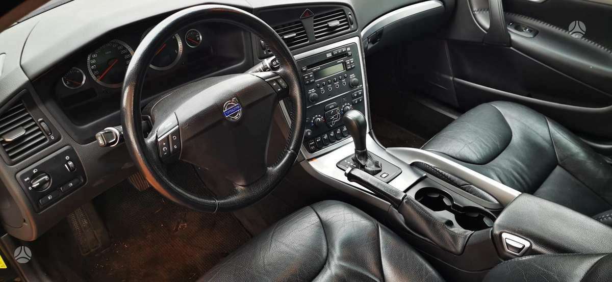 Volvo XC70