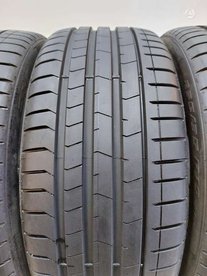 Pirelli P-Zero, летние 235/35 R19
