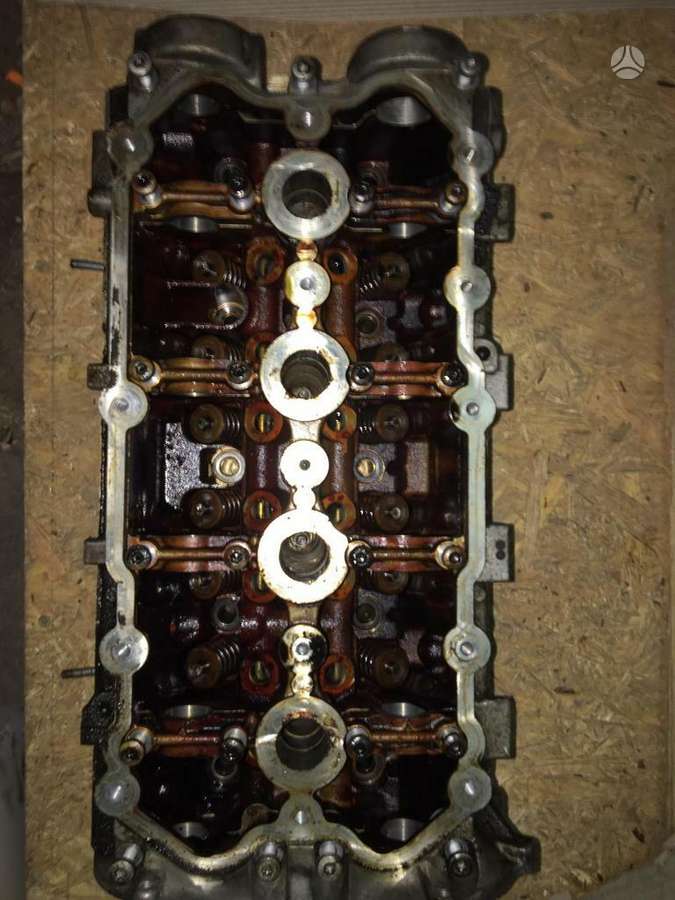 Audi A4, BPJ, cylinder head