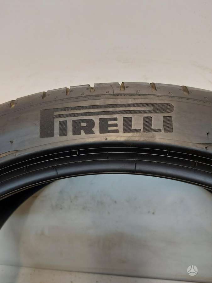 Pirelli P-Zero RFT, летние 245/40 R21