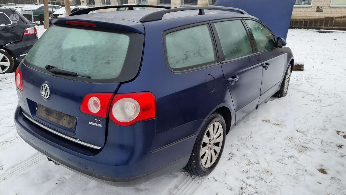 Volkswagen Passat dalimis