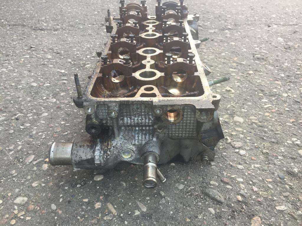 Toyota RAV4, 1AZ FE 1AZ-FE, variklio galvutė
