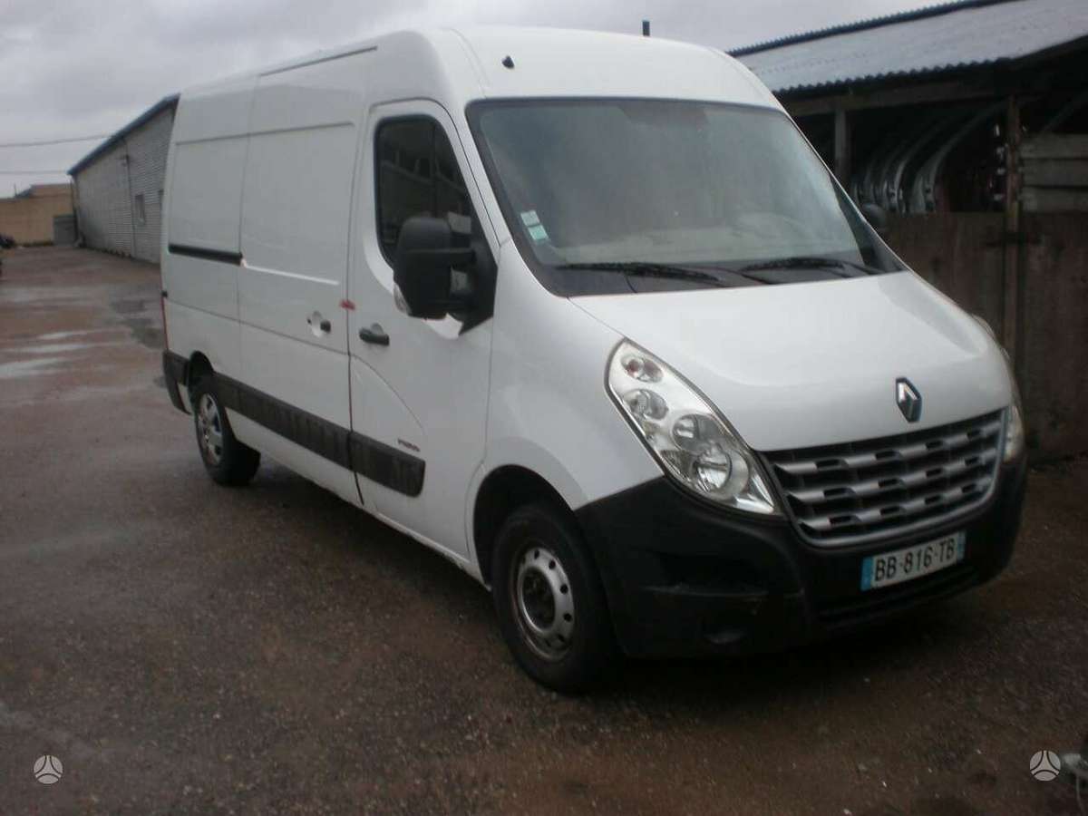 Renault Master, preču