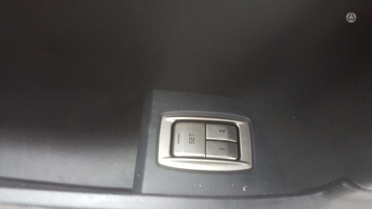 Jaguar XF по частям