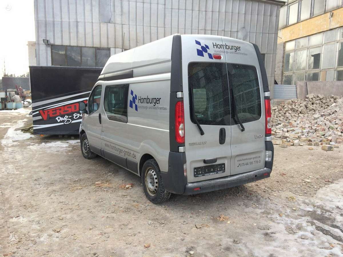 Opel Vivaro, cargo vans