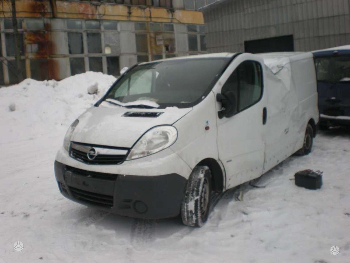 Opel Vivaro, cargo vans