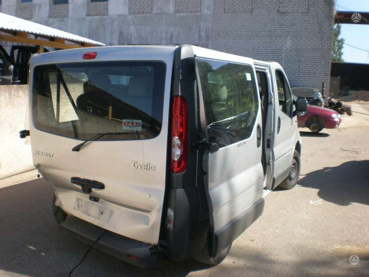 Opel Vivaro, cargo vans