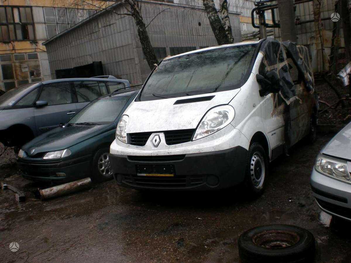 Opel Vivaro, cargo vans