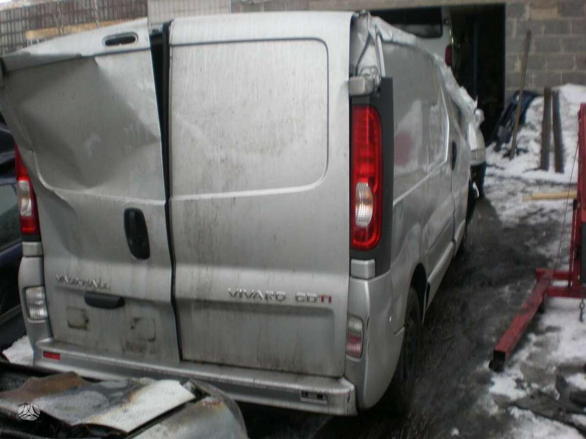 Opel Vivaro, cargo vans