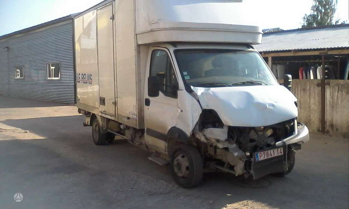 Renault Mascott, грузовые микроавтобусы