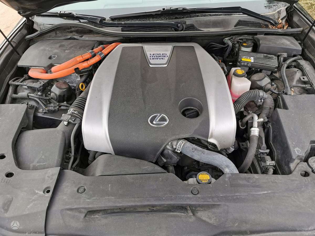 Lexus GS 450h for parts