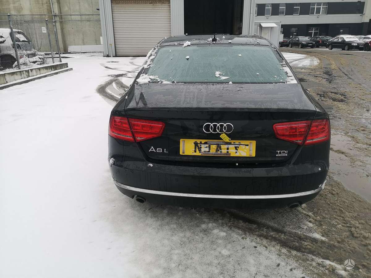 Audi A8 for parts