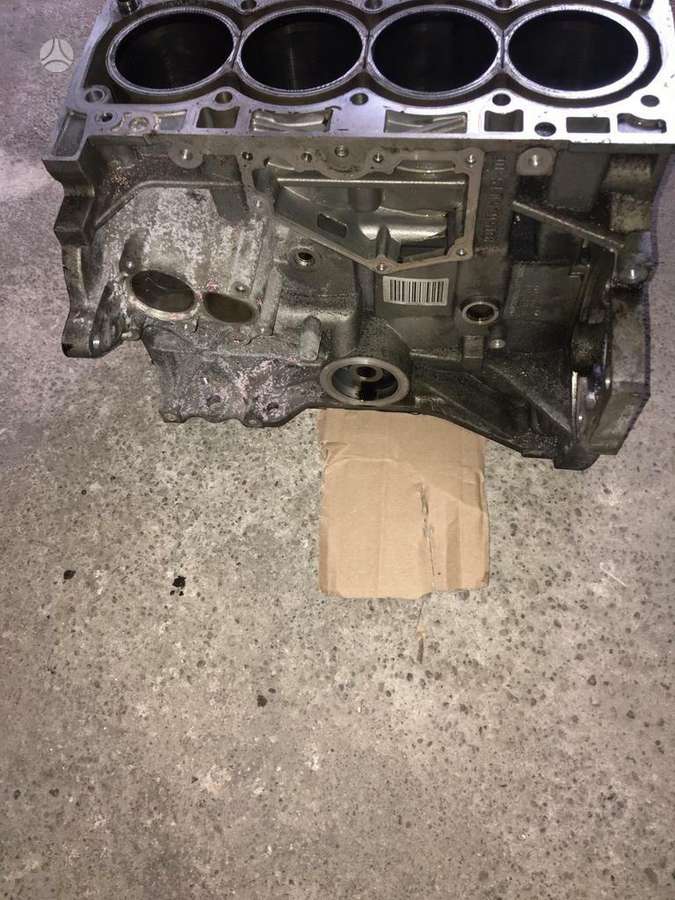 Ford Focus crankshaft, engine block