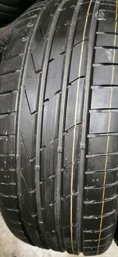 Hankook, summer 225/50 R18