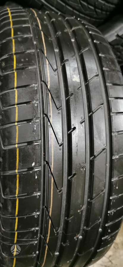 Hankook, vasarinės 225/50 R18