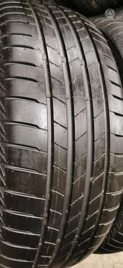 Bridgestone, vasarinės 225/50 R18
