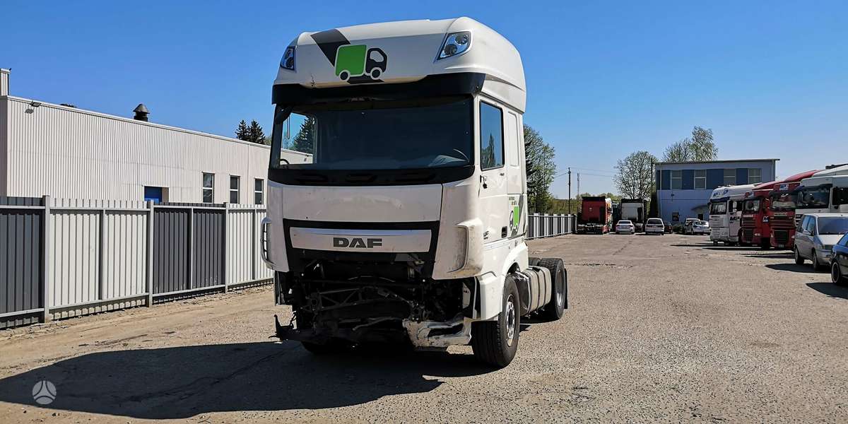 DAF XF106.460, semi-trailer trucks