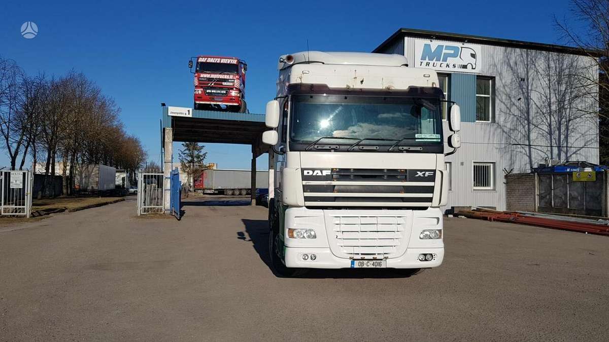 DAF XF105, semi-trailer trucks