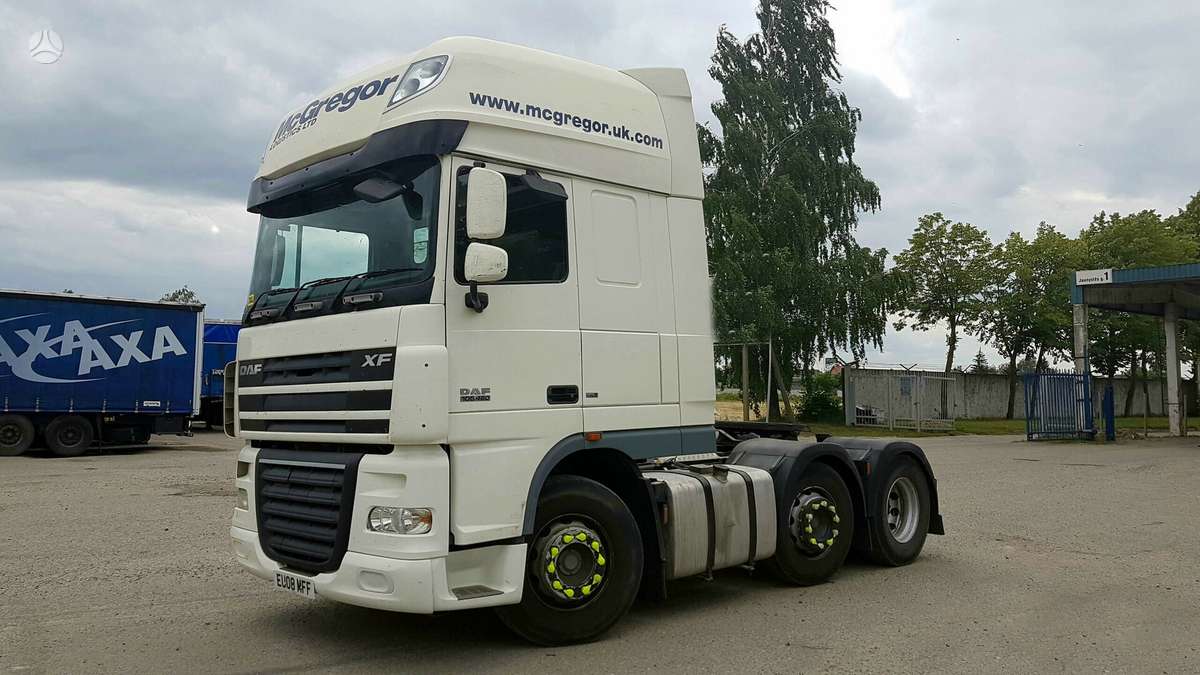 DAF XF105.460, vilcējs