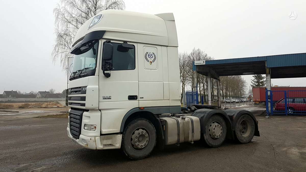 DAF XF105.460, vilcējs