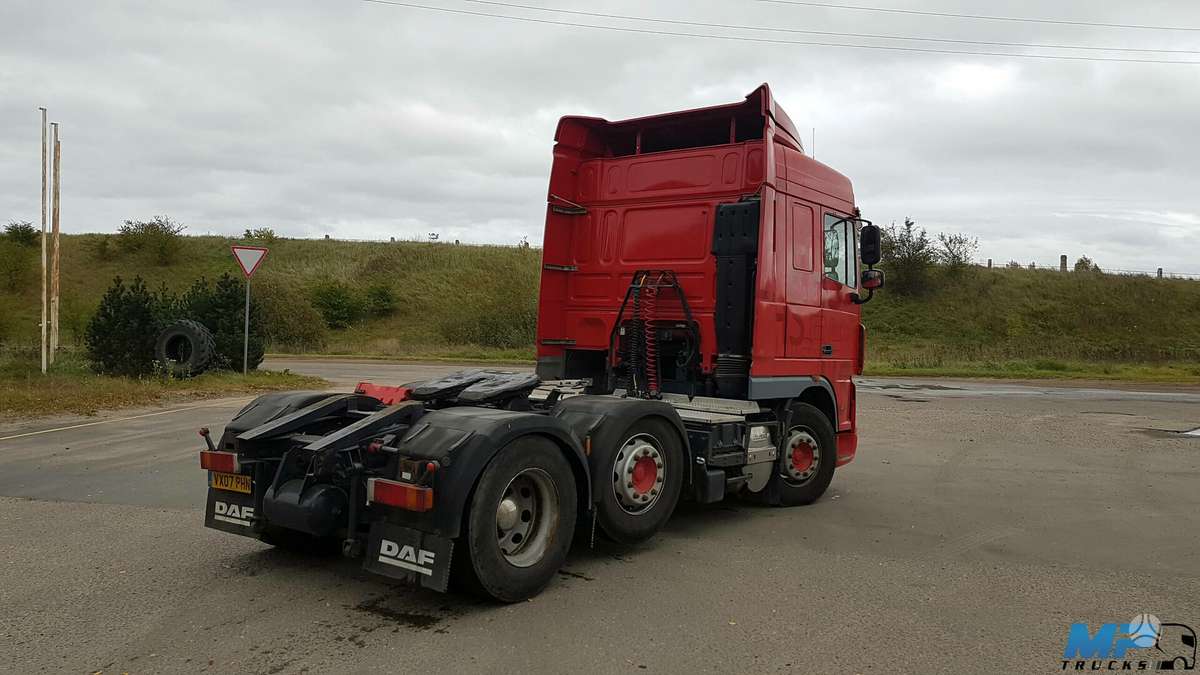 DAF XF105, semi-trailer trucks
