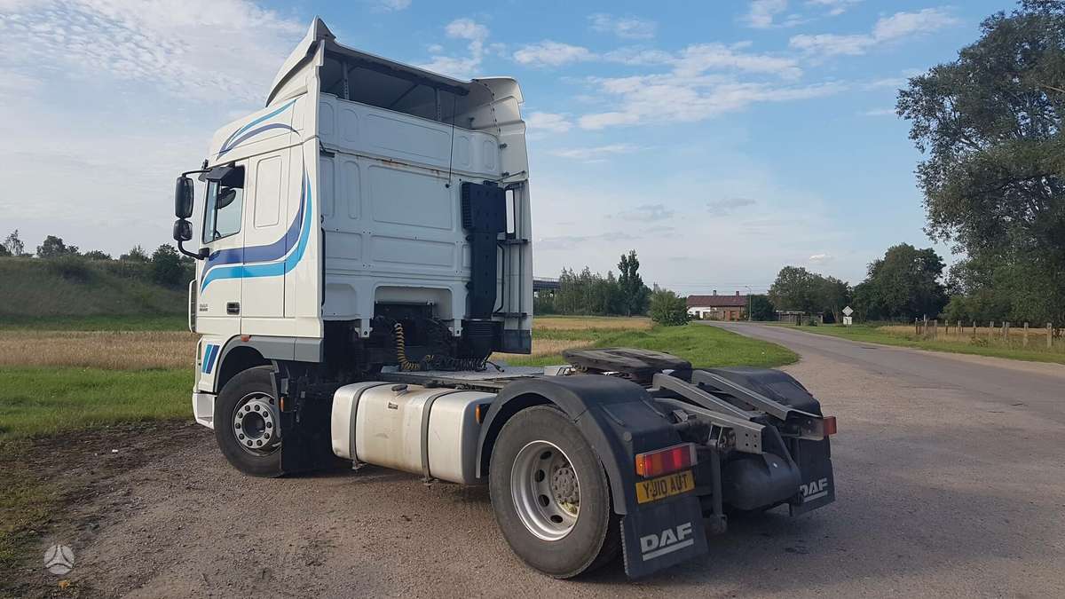 DAF XF105, vilcējs
