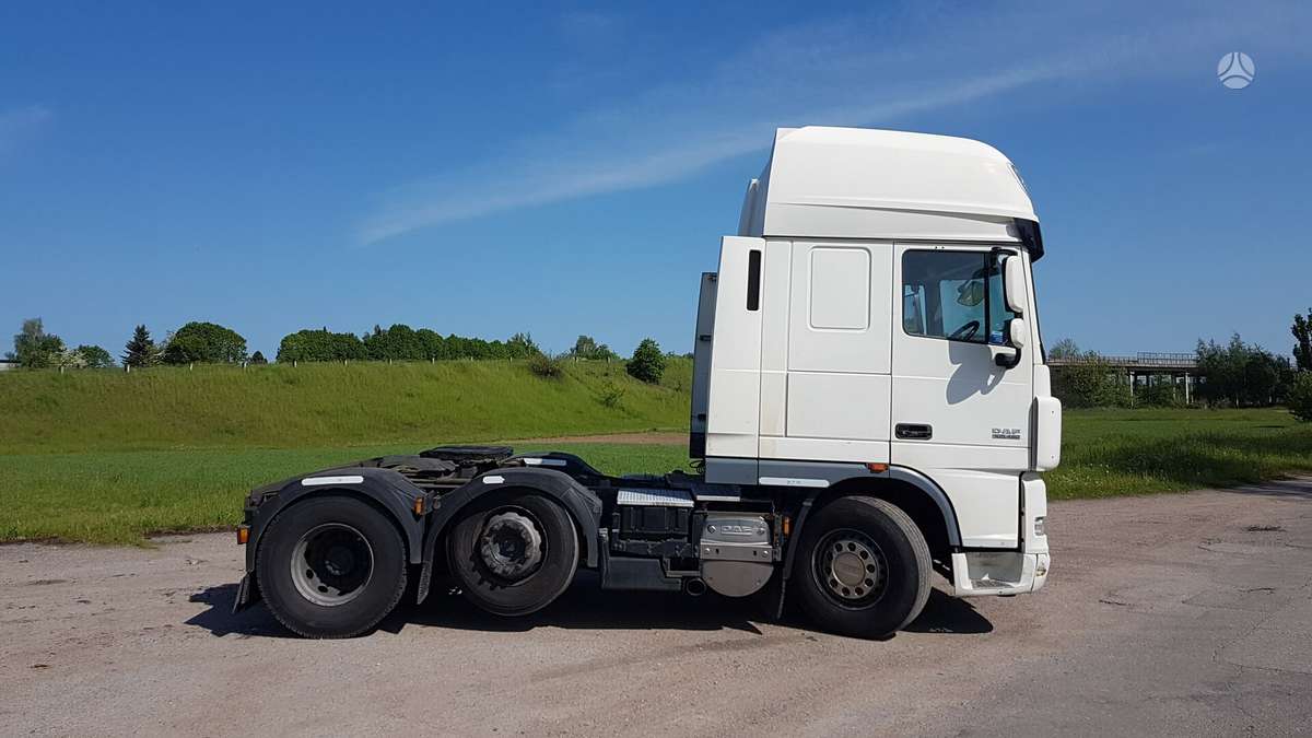 DAF XF105.460, semi-trailer trucks
