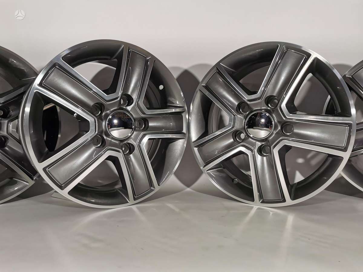 Volkswagen, light alloy, R16