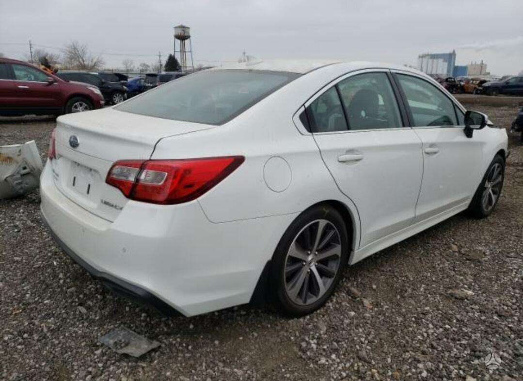Subaru Legacy детали кузова