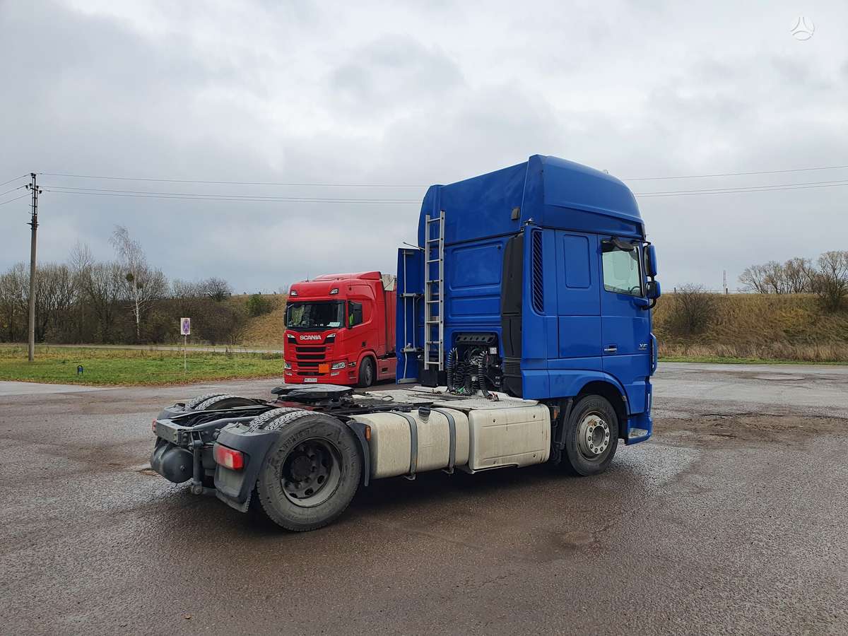 DAF XF 106, vilkikai
