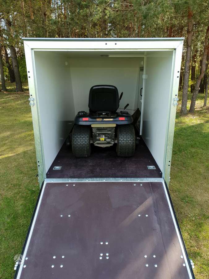 Campetra Campetra Cargo 320, passenger car trailers