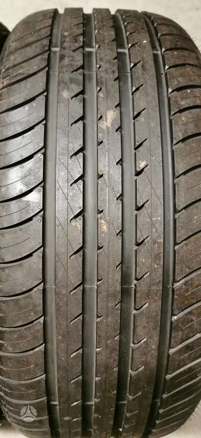 Goodyear, summer 285/45 R21