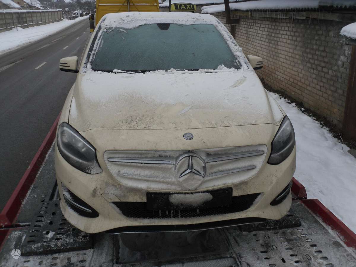 Mercedes-Benz B klasė dalimis