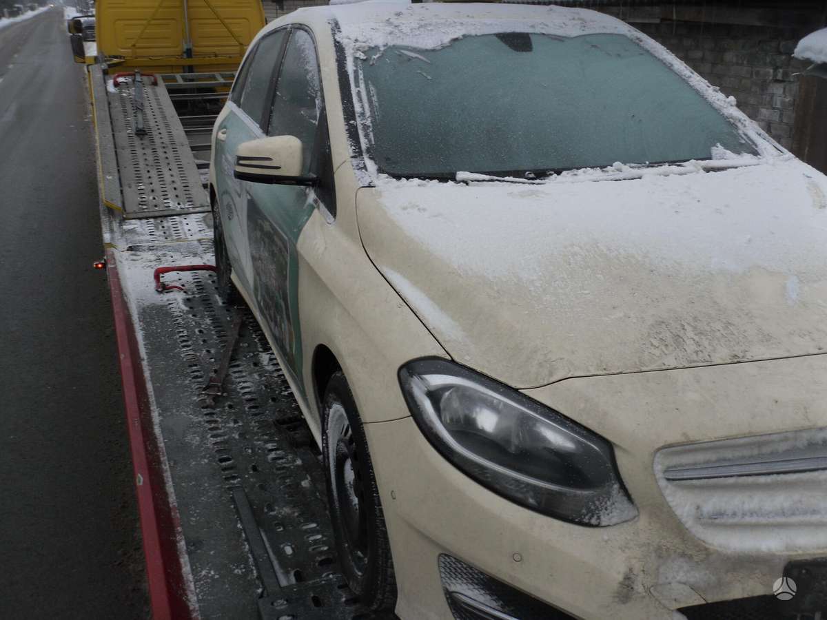 Mercedes-Benz B klasė dalimis