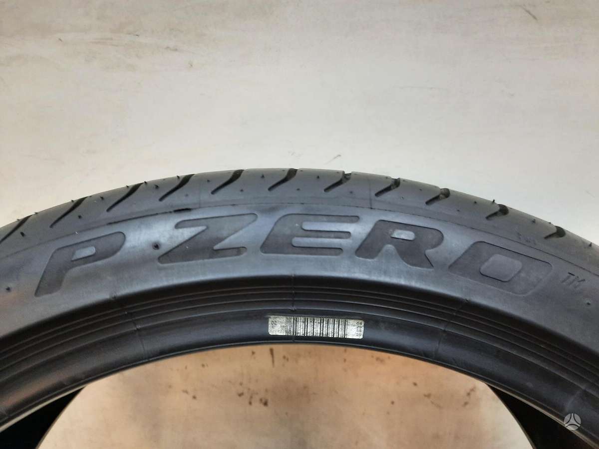Pirelli P-Zero RFT 2020m, vasarinės 245/35 R18