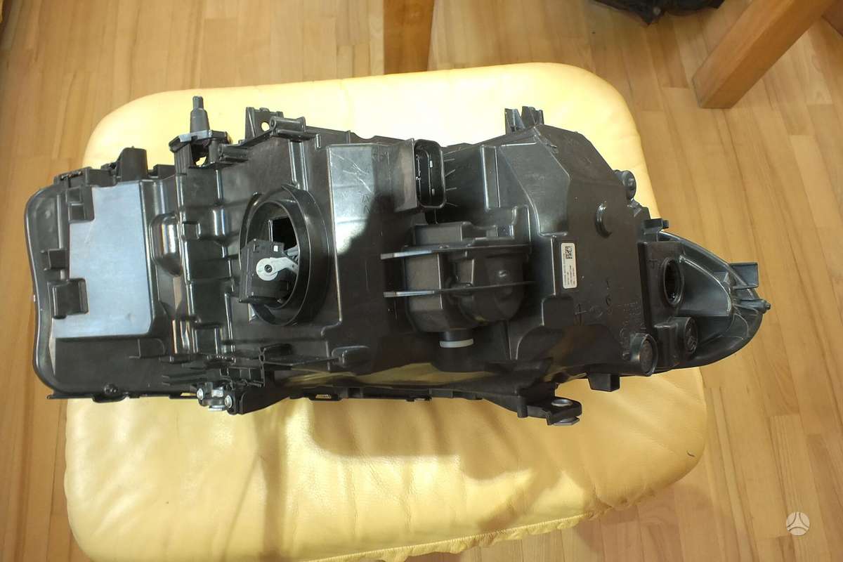 BMW 5 serija žibintai