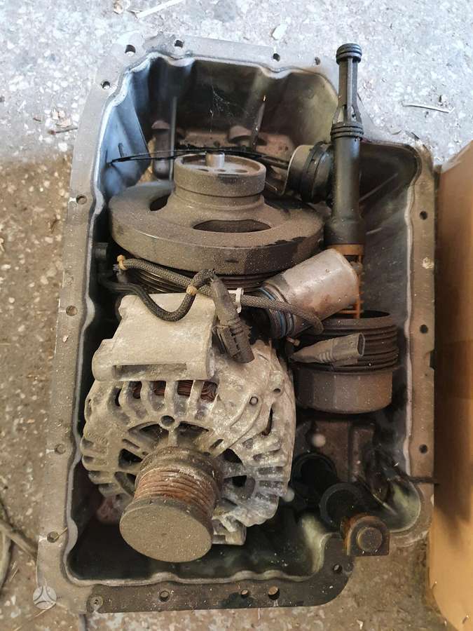 Mercedes-Benz C220 engine parts