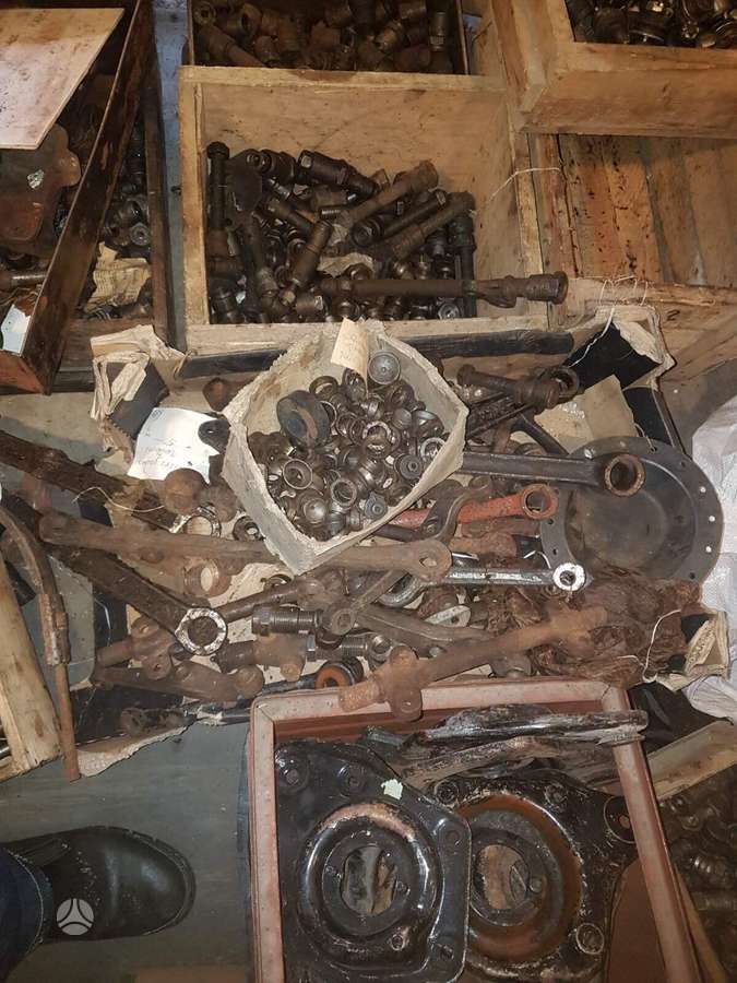 GAZ 21 salono detalės